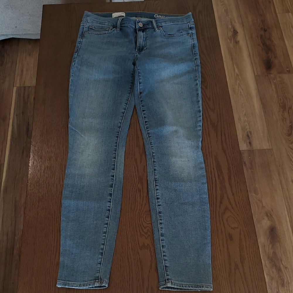 GAP Women's Light Blue Skinny Jeans